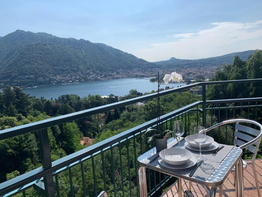 La Finestra Sul Lago Di Como Exteriör bild